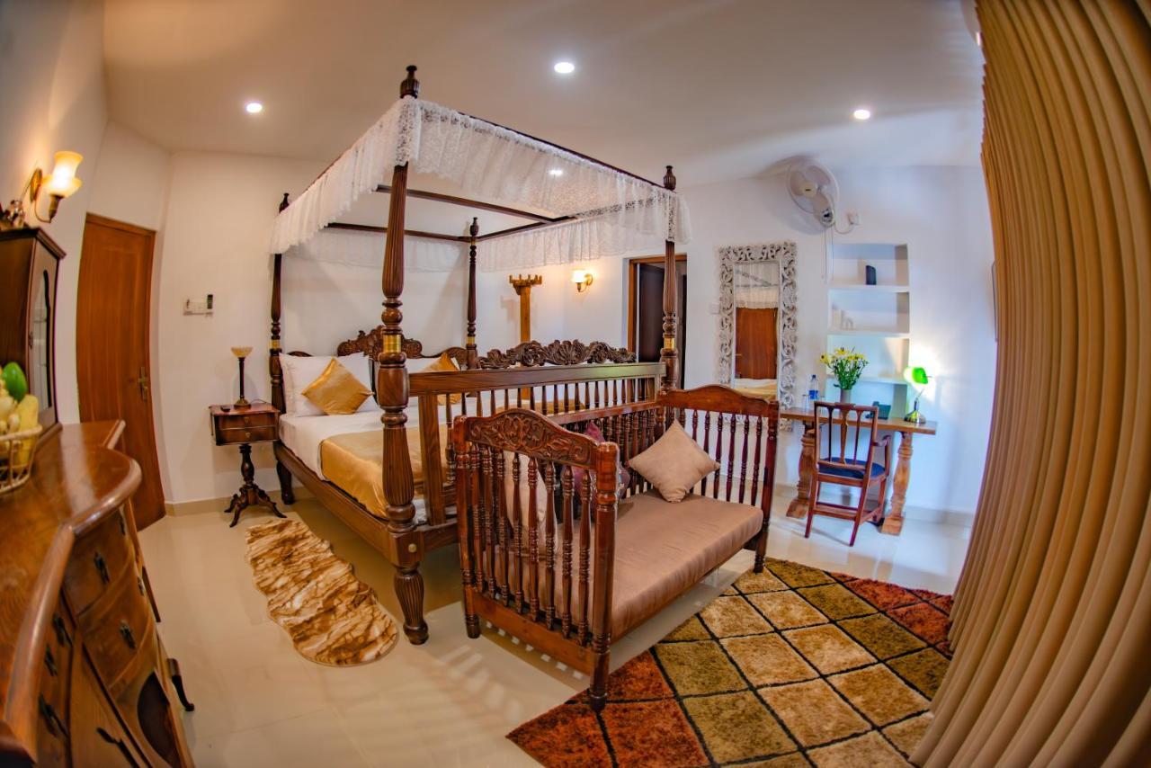 Hotel The Castle By Don Louis Kandy Esterno foto