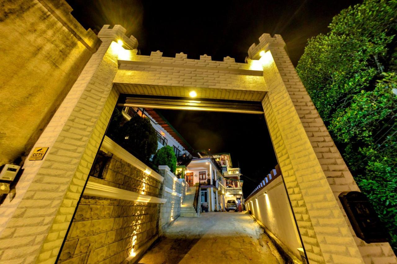 Hotel The Castle By Don Louis Kandy Esterno foto