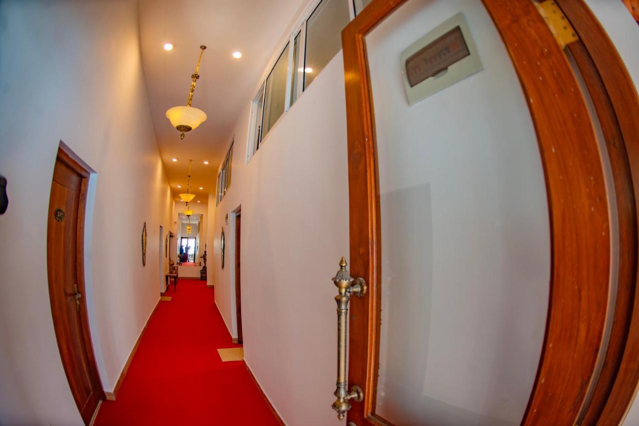 Hotel The Castle By Don Louis Kandy Esterno foto