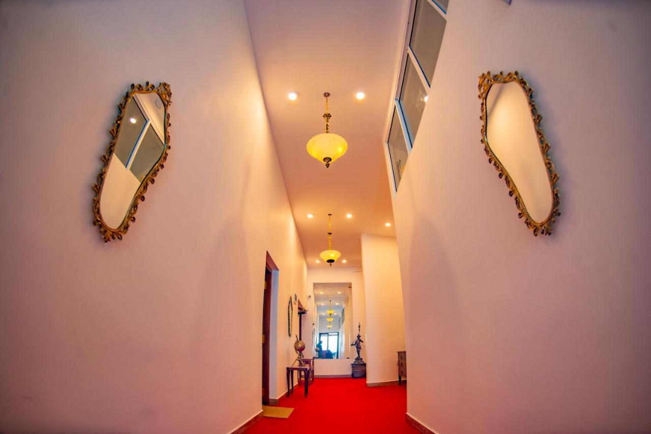Hotel The Castle By Don Louis Kandy Esterno foto